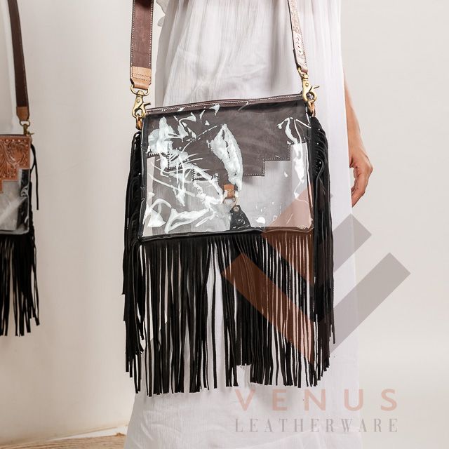 VENUS (51)