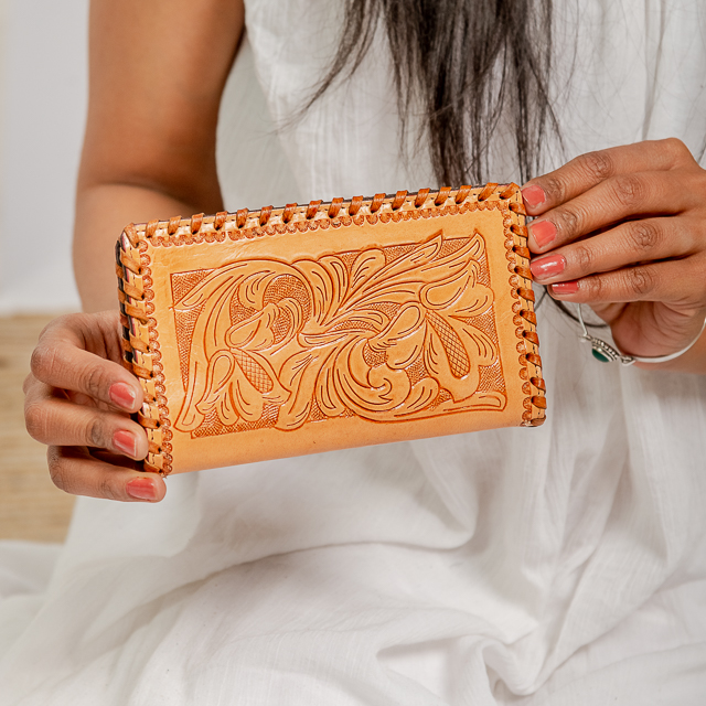 14123-1.jpg Cowhide Tooling Carving Wallet - Image 1