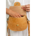 Vero Cowhide Sling Bag - Image 7